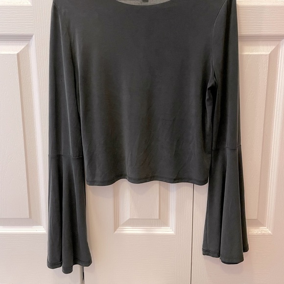LA Hearts Bell Sleeve Crop Top - Charcoal - Picture 2 of 3